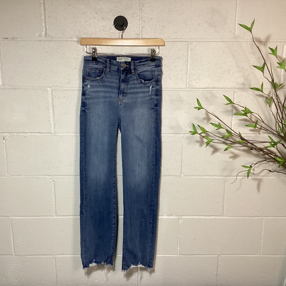 Buckle BKE Parker Jeans | Straight Cropped | High Rise | 24 x 28 - Picture 1 of 3